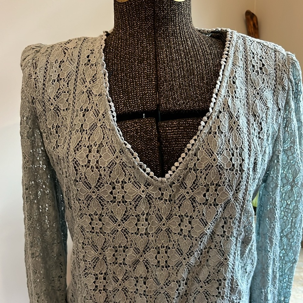 Romantic Lace Blue Bohemian Boho Top Bell Sleeves Details Small by Hinge